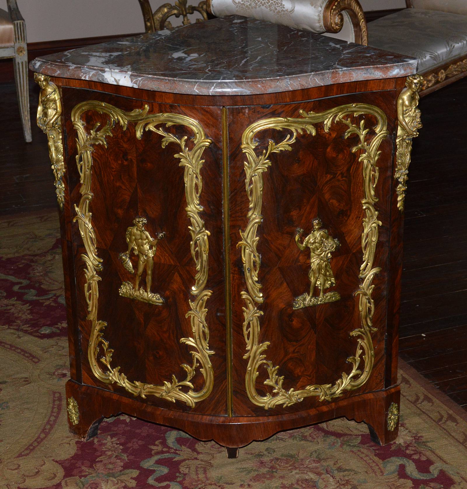 Very fine, French, Louis XV period encoinure (corner cabinet)