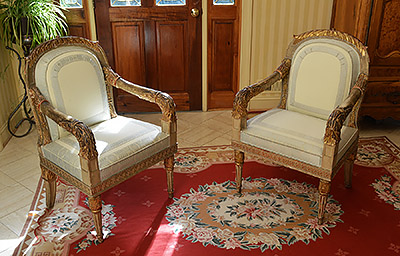 Pair of fine, Northern Italian, Neoclassical period, painted and parcel gilded fauteuils