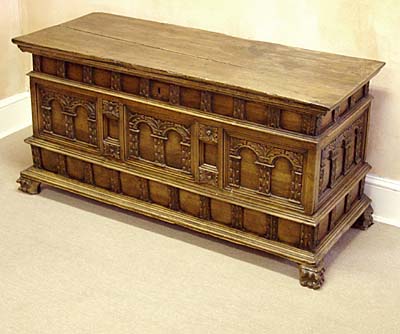 17th century Caixa from Catalonia, Spain