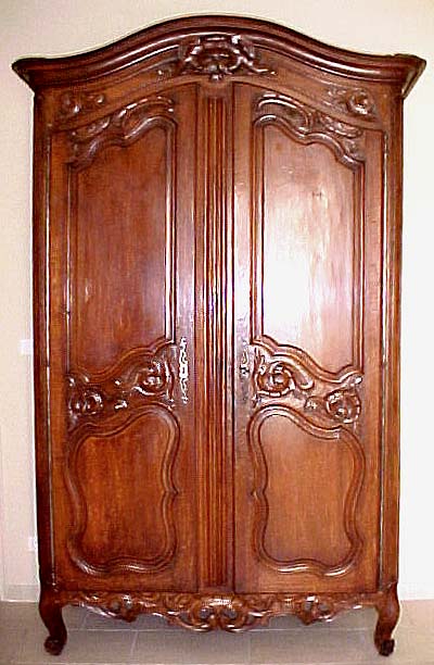 French, early 18th century, Regence armoire