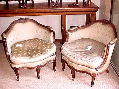 Pair of Louis XV style, Proven&ccedil;al bergeres