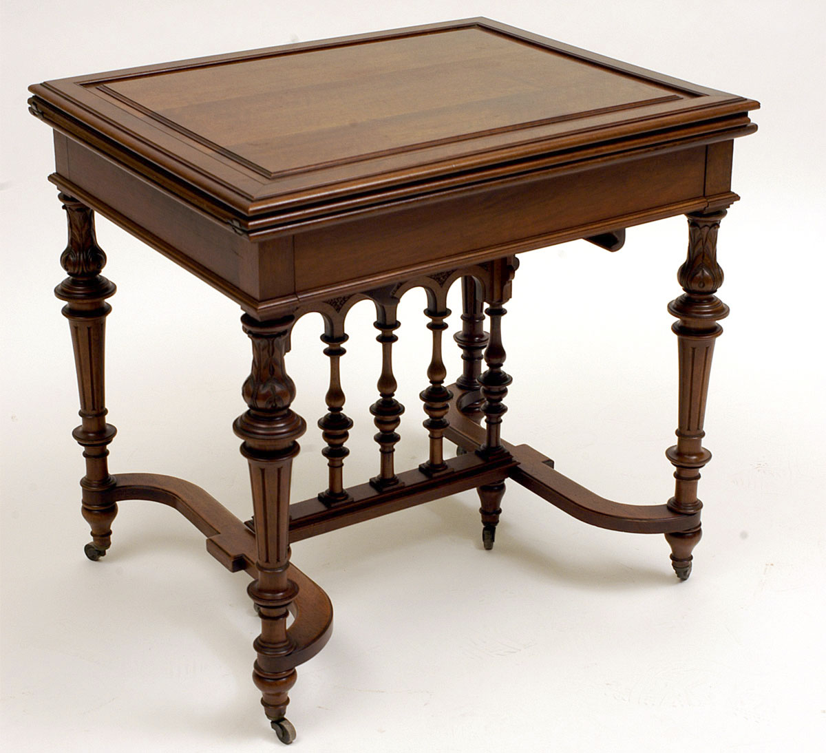Renaissance style extending game table (
