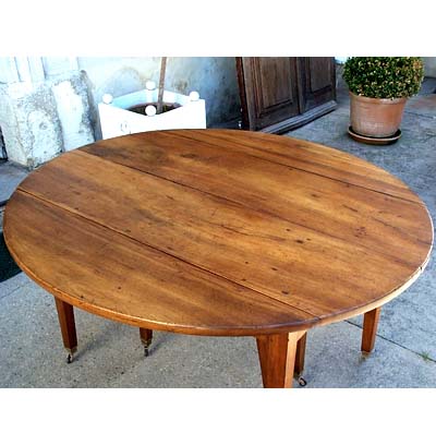 Louis XVI period, banquet size dining table