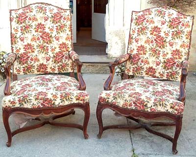 Pair of Regence style, Proven&ccedil;al armchairs