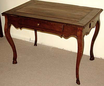 Early Louis XV period foyer table