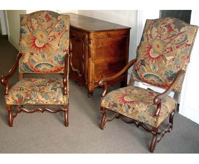 Pair of French, Louis XIV period Fauteuils