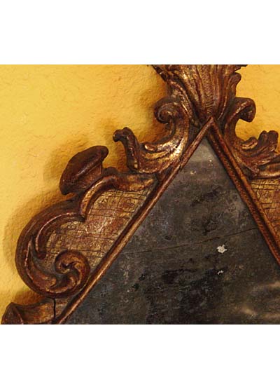 Italian, Baroque period, carved giltwood mirror