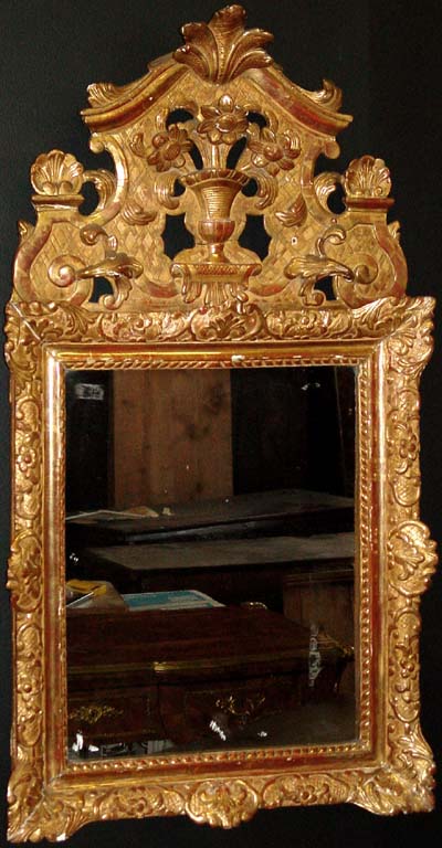 French, Louis XIV period, carved giltwood mirror