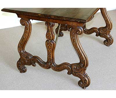 Catalan, Baroque period refectory table