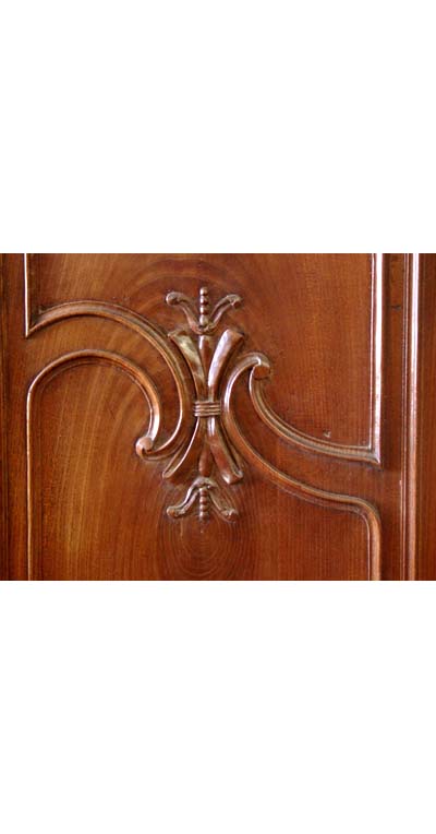 Important, French, Louis XV-Louis XVI Transition period scriban