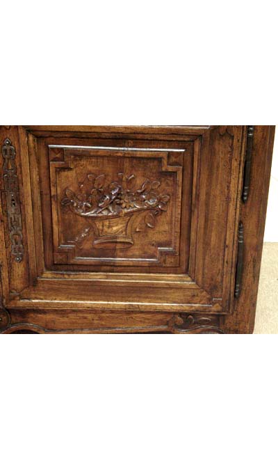 Louis XV-Louis XVI Transition period vaisellier from Bresse
