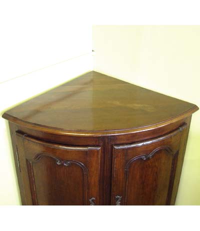 Louis XV period encoinure (corner piece)