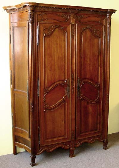 French, Neoclassical, period armoire de chasse