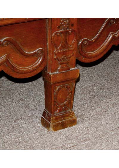 French, Neoclassical, period armoire de chasse