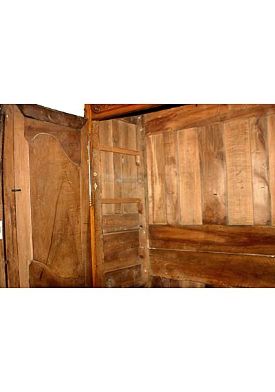 Louis XV period, Proven&ccedil;al armoire