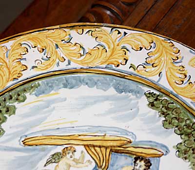 Italian Majolica charger of large dimensions