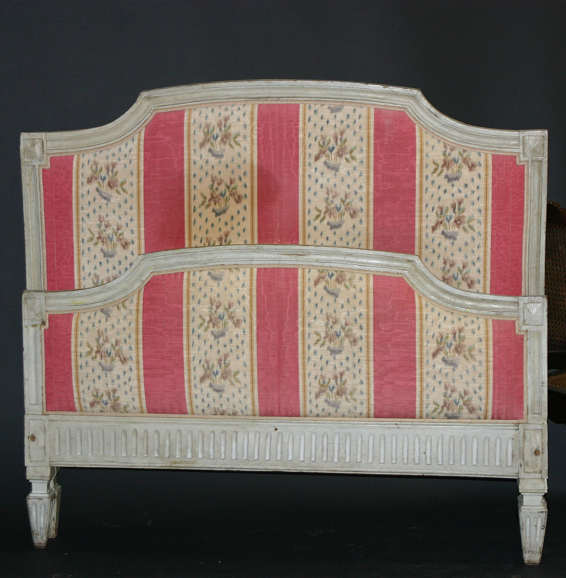 French, Louis XVI period, crème-painted bed