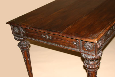 Very fine, Italian, Neoclassical period library table