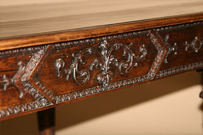 Very fine, Italian, Neoclassical period library table