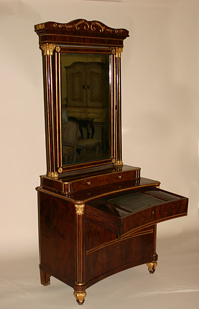 Very fine, Spanish, Neoclassical, flame mahogany and parcel-gilt coiffeuse