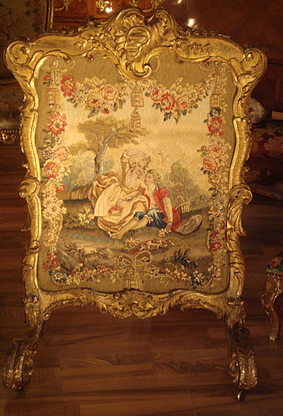 Very fine, Louis XV style pare-feu (firescreen)
