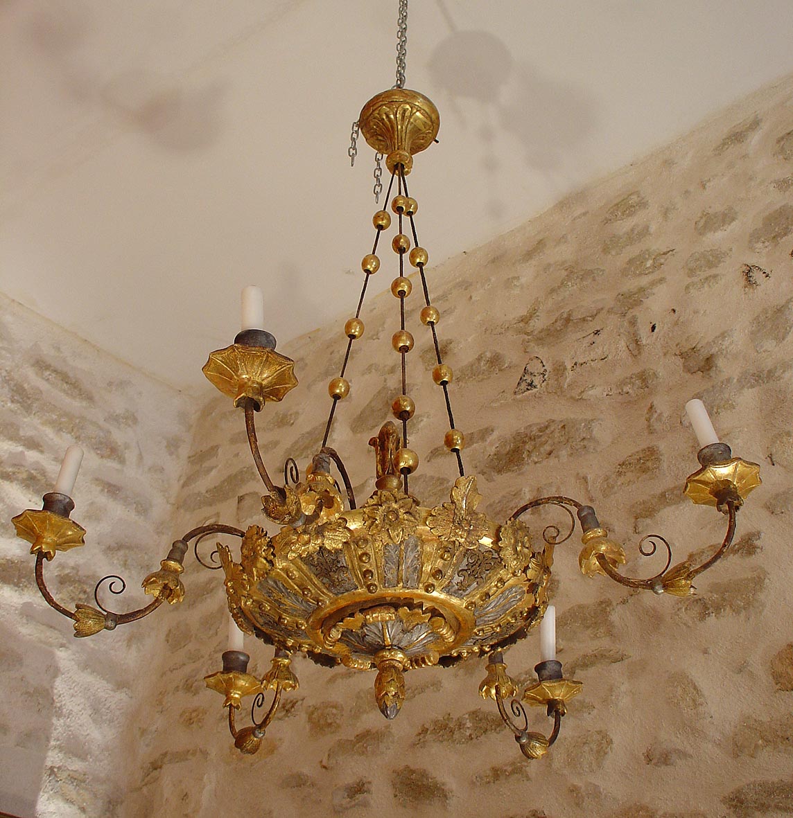 Very fine, Austrian, Neoclassical period chandelier