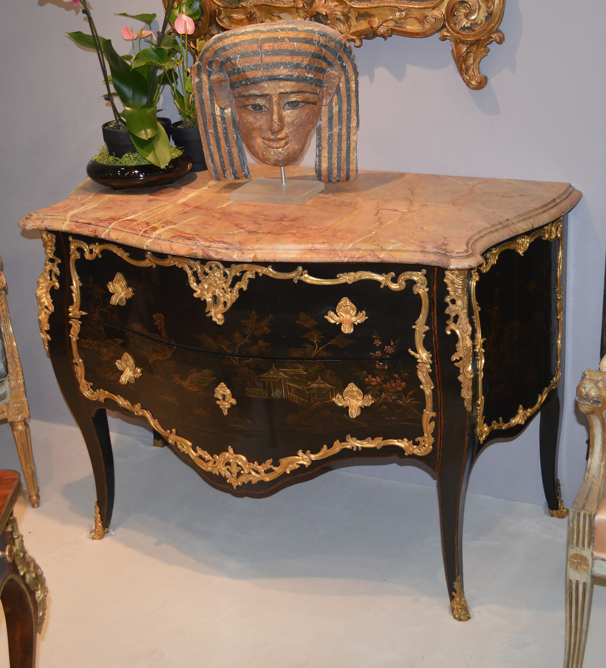 Very fine, French, Louis XV style chinoiserie commode