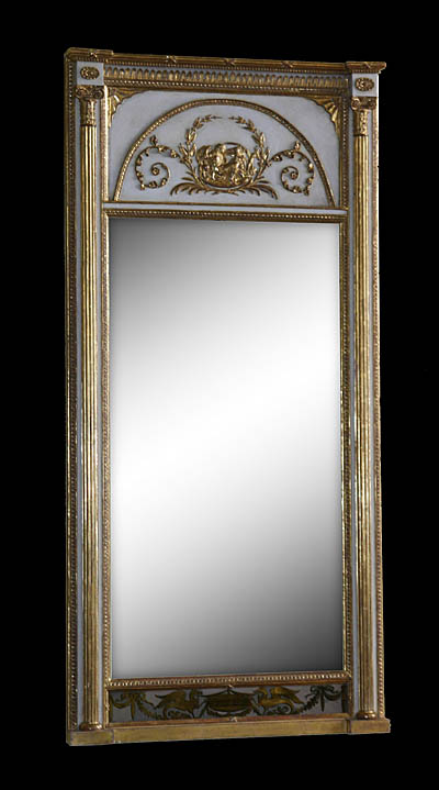 Fine, Swedish, Neoclassical period, verre glomis mirror